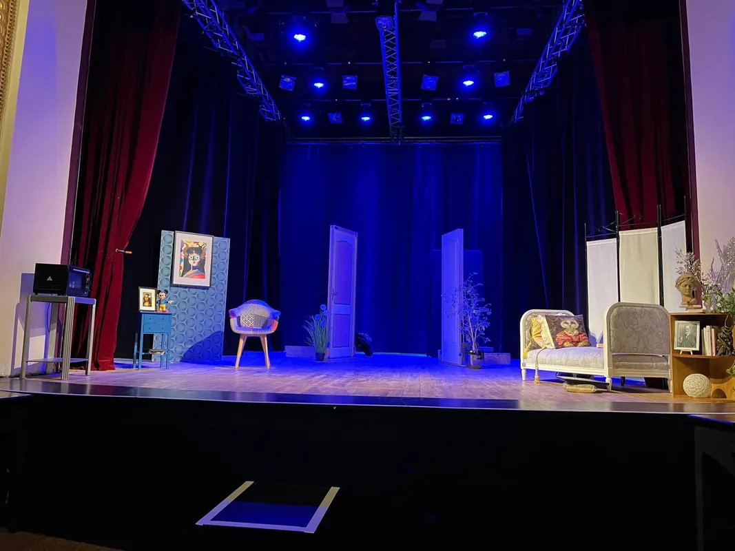 Couverture — Troupe à longages cherche comédien homme 40/55 ans